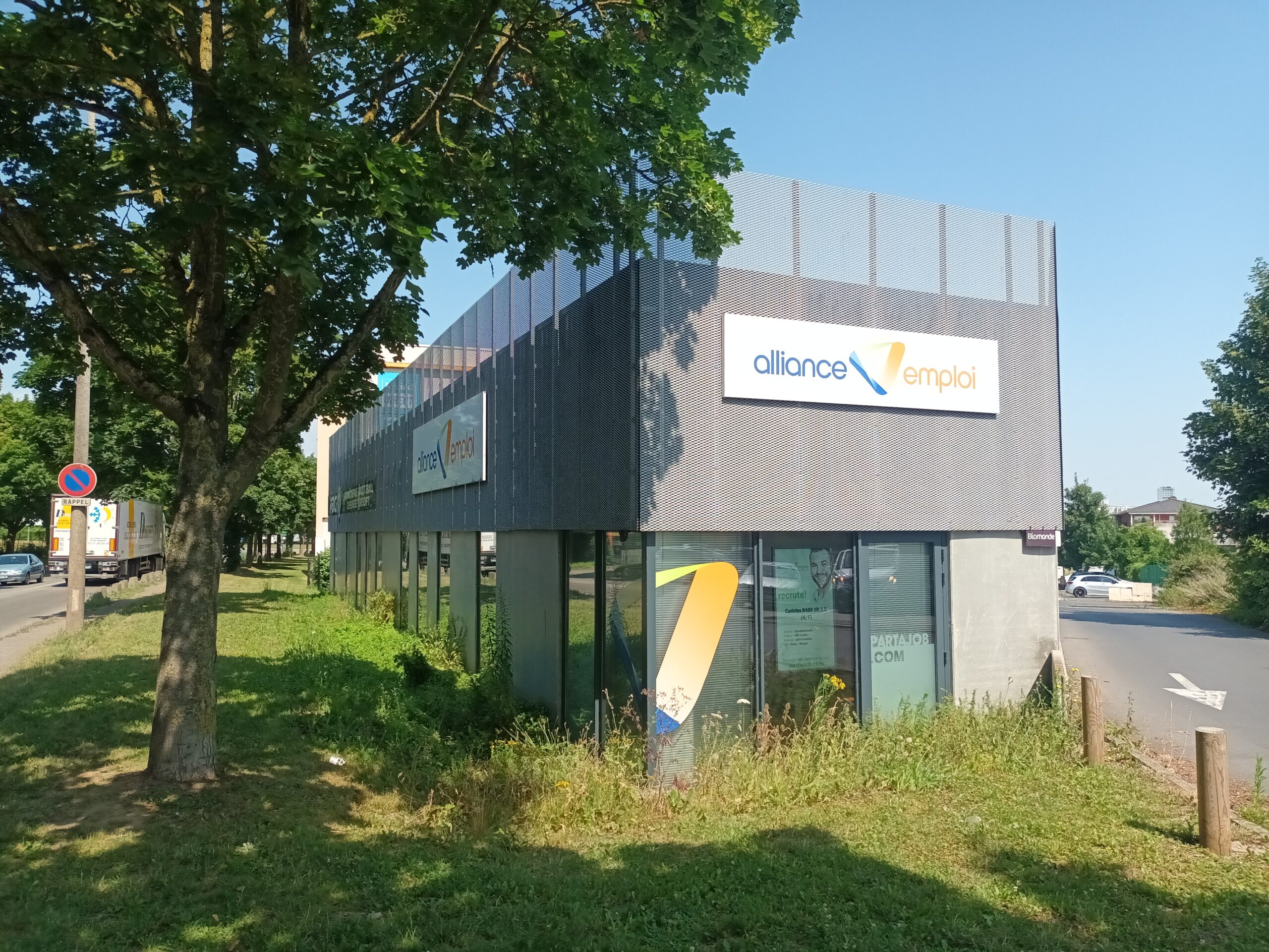 Commerce- Lemay Toulouse & Associés Architectes -Lille